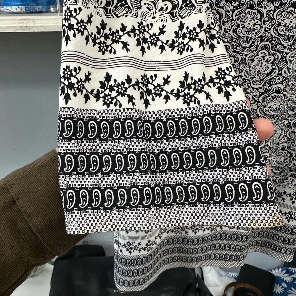🖤 Oleg Cassini Black & White Floral Print Dress – Size 10 - Picture 4 of 7